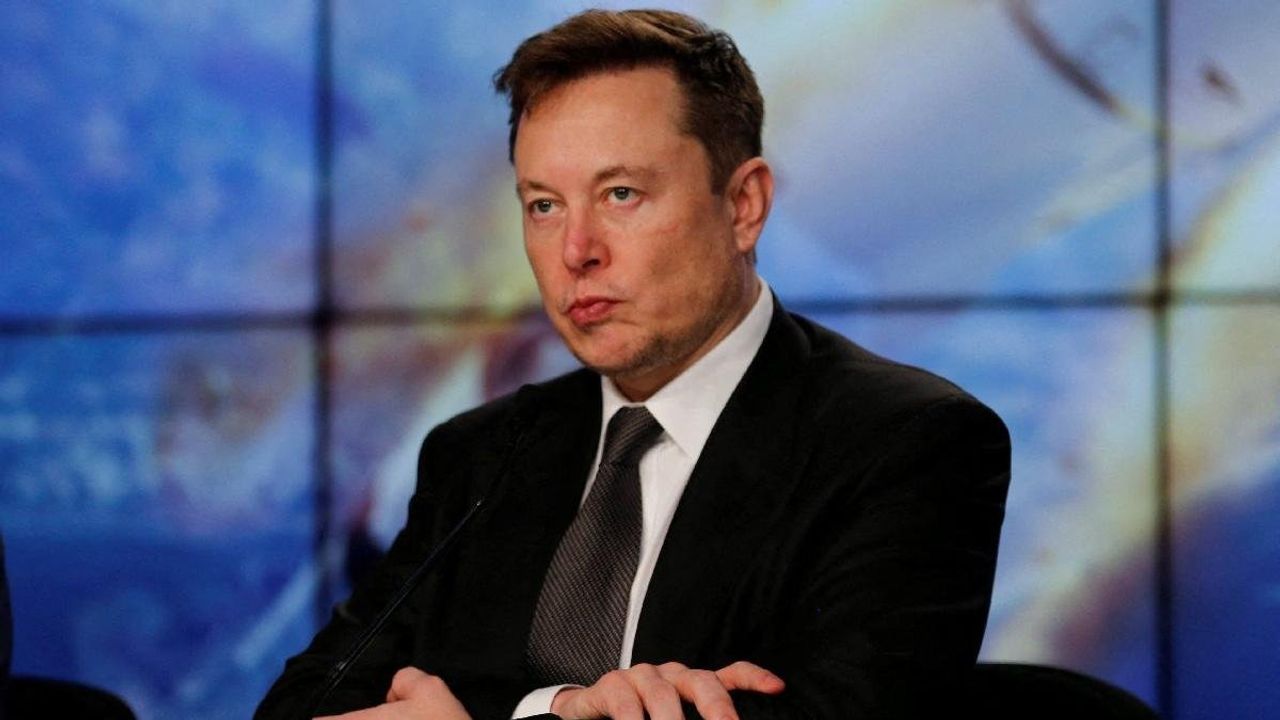 Elon Musk Bir Rekora Daha İmza Attı